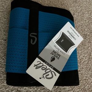 Black and blue waist trainer belt